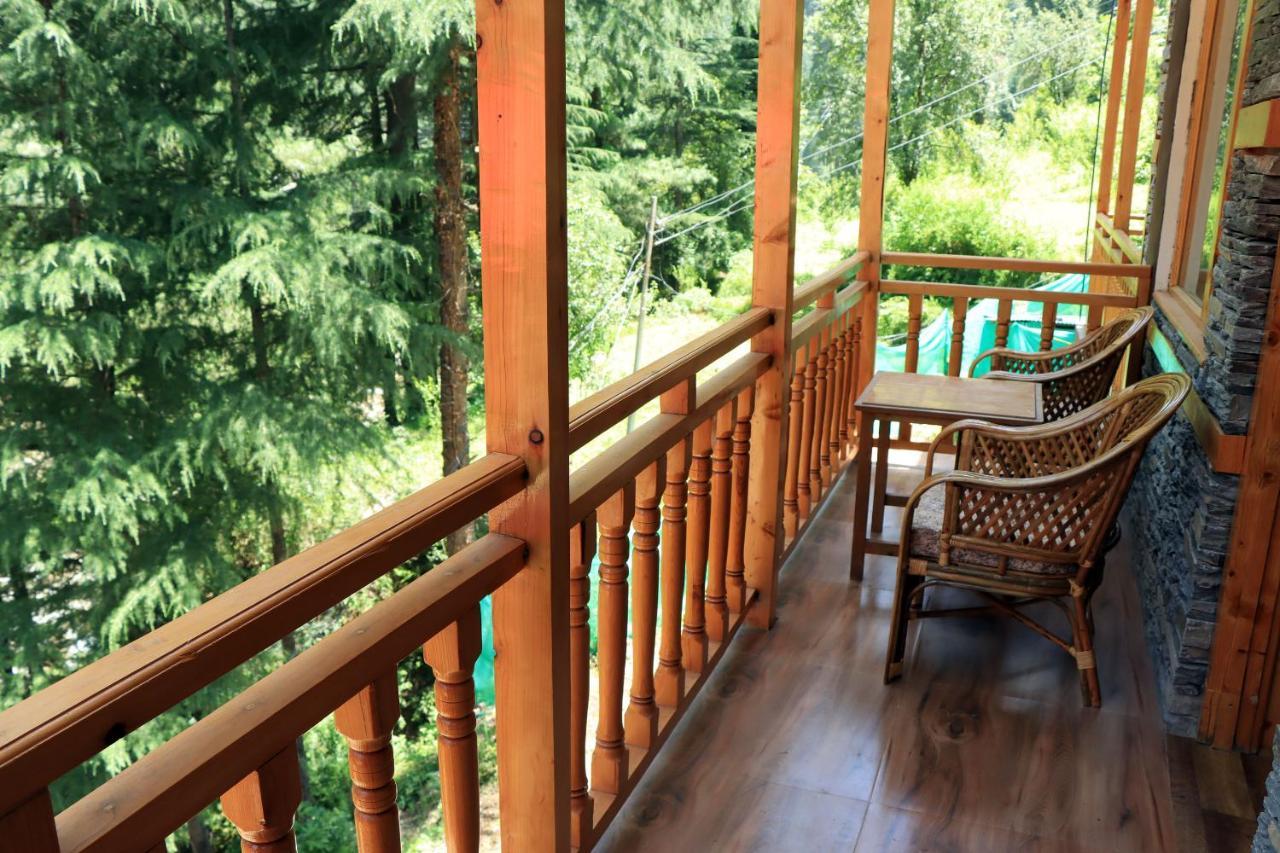 The Himalayan Heaven Apartman Jibhi Kültér fotó