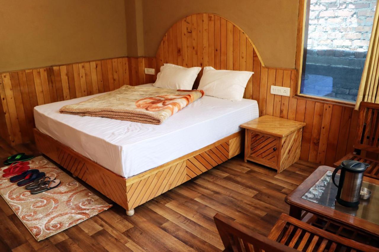 The Himalayan Heaven Apartman Jibhi Kültér fotó